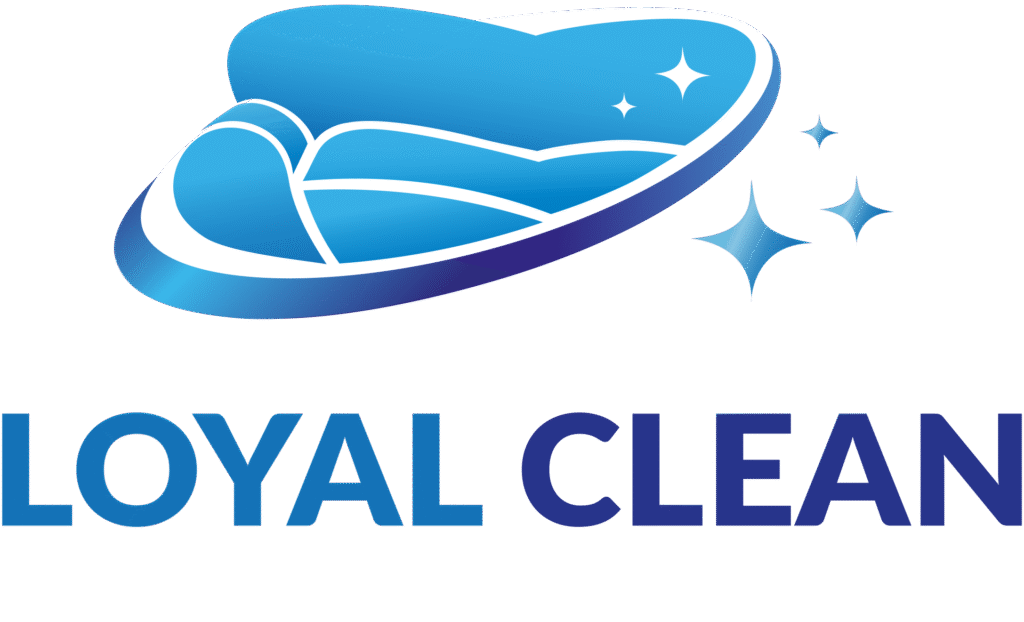 logo loyalclean